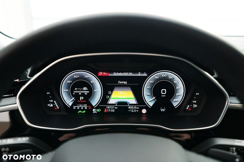 Audi Q3 Sportback - 22