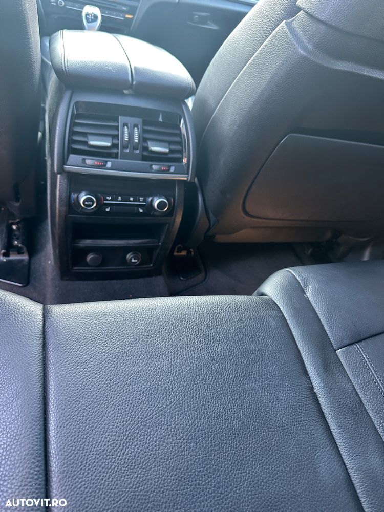 BMW X5 M M50d - 11