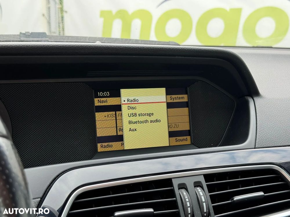 Mercedes-Benz C 180 T CGI BlueEFFICIENCY - 32