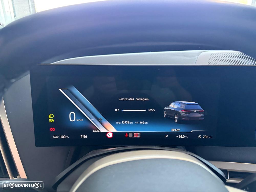BMW iX xDrive 50 Pack Desportivo - 25
