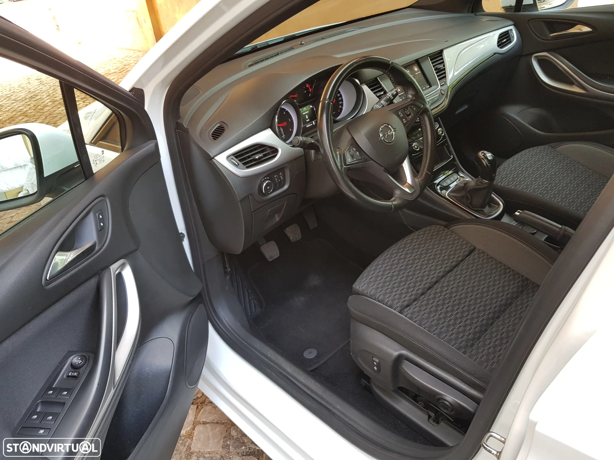 Opel Astra 1.5 D GS Line S/S - 13