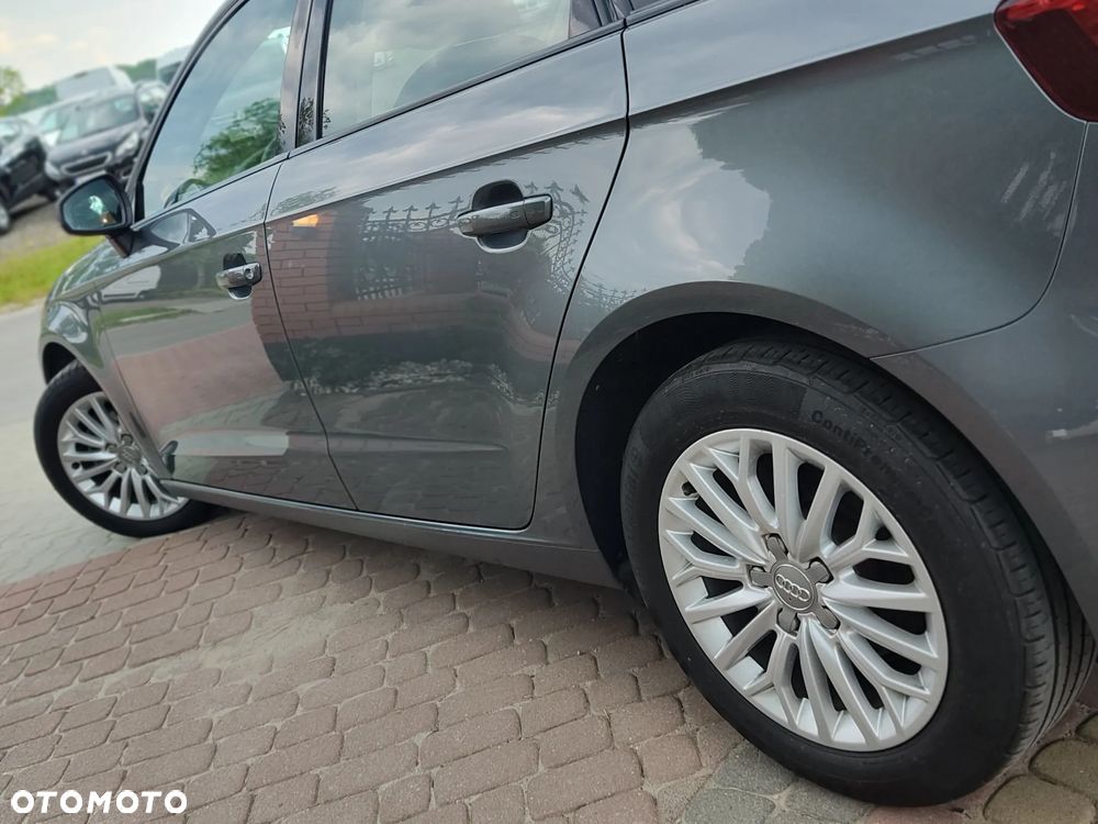 Audi A3 Sportback - 8