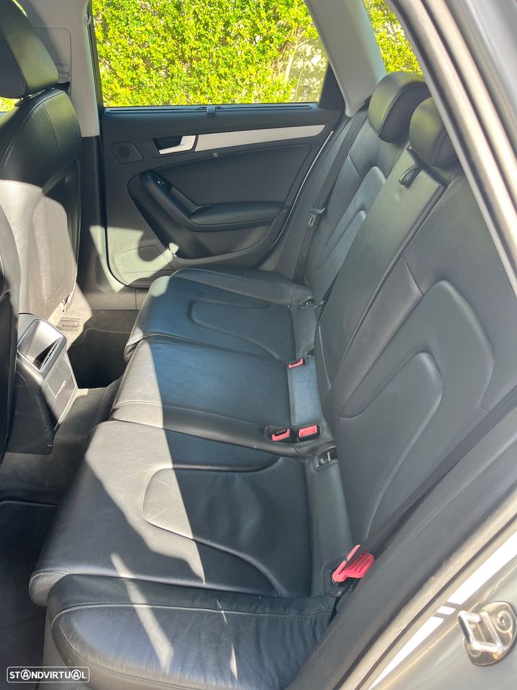 Audi A4 Avant 2.0 TDI Business Line - 6