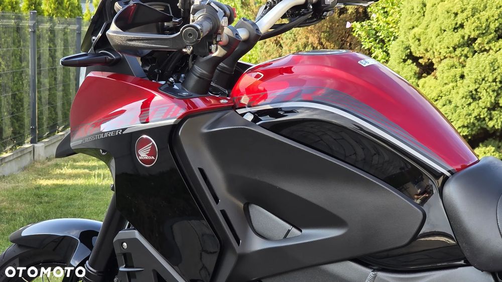Honda VFR - 16