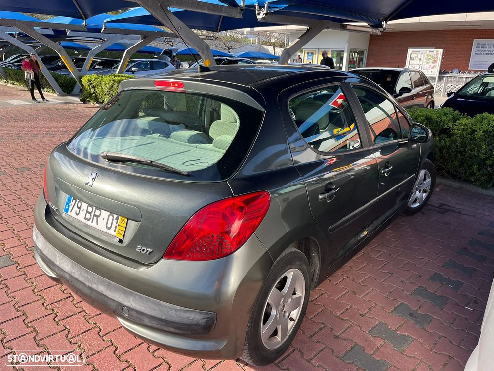 Peugeot 207 1.4 HDi Urban - 4