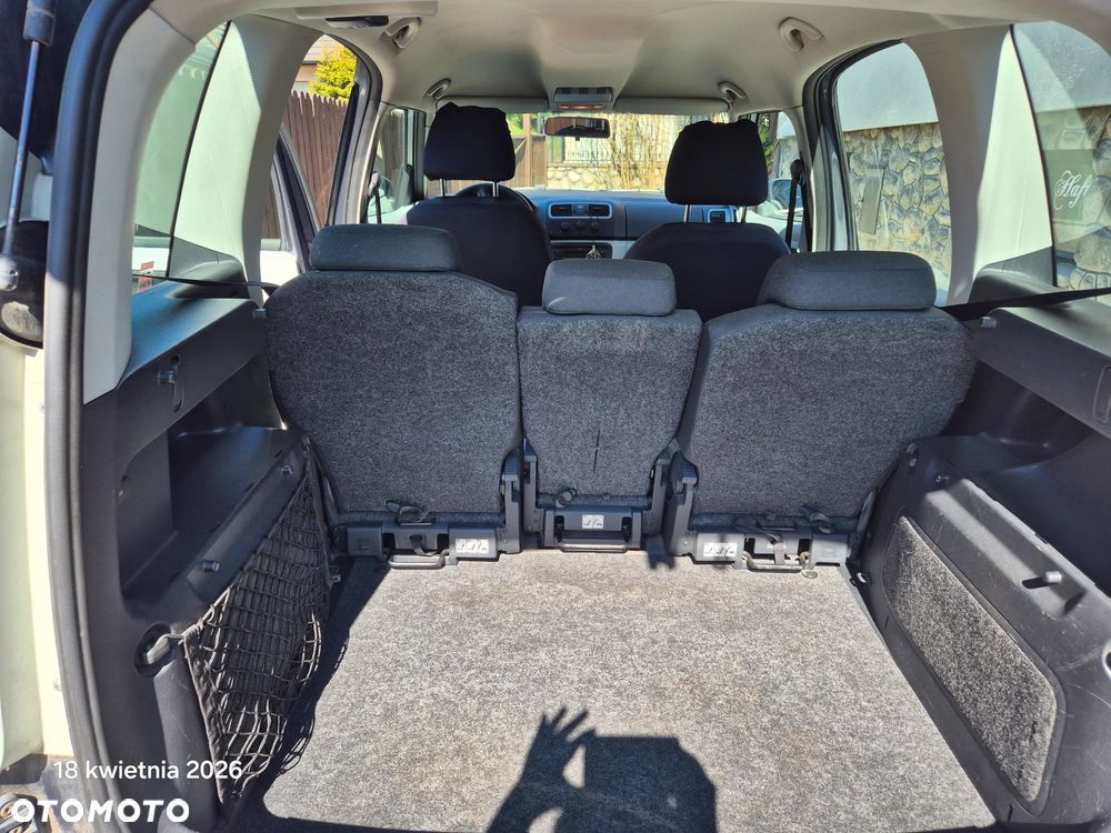 Skoda Roomster 1.4 16V Comfort - 12