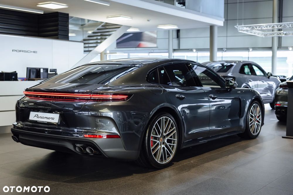 Porsche Panamera 4S E-Hybrid - 6