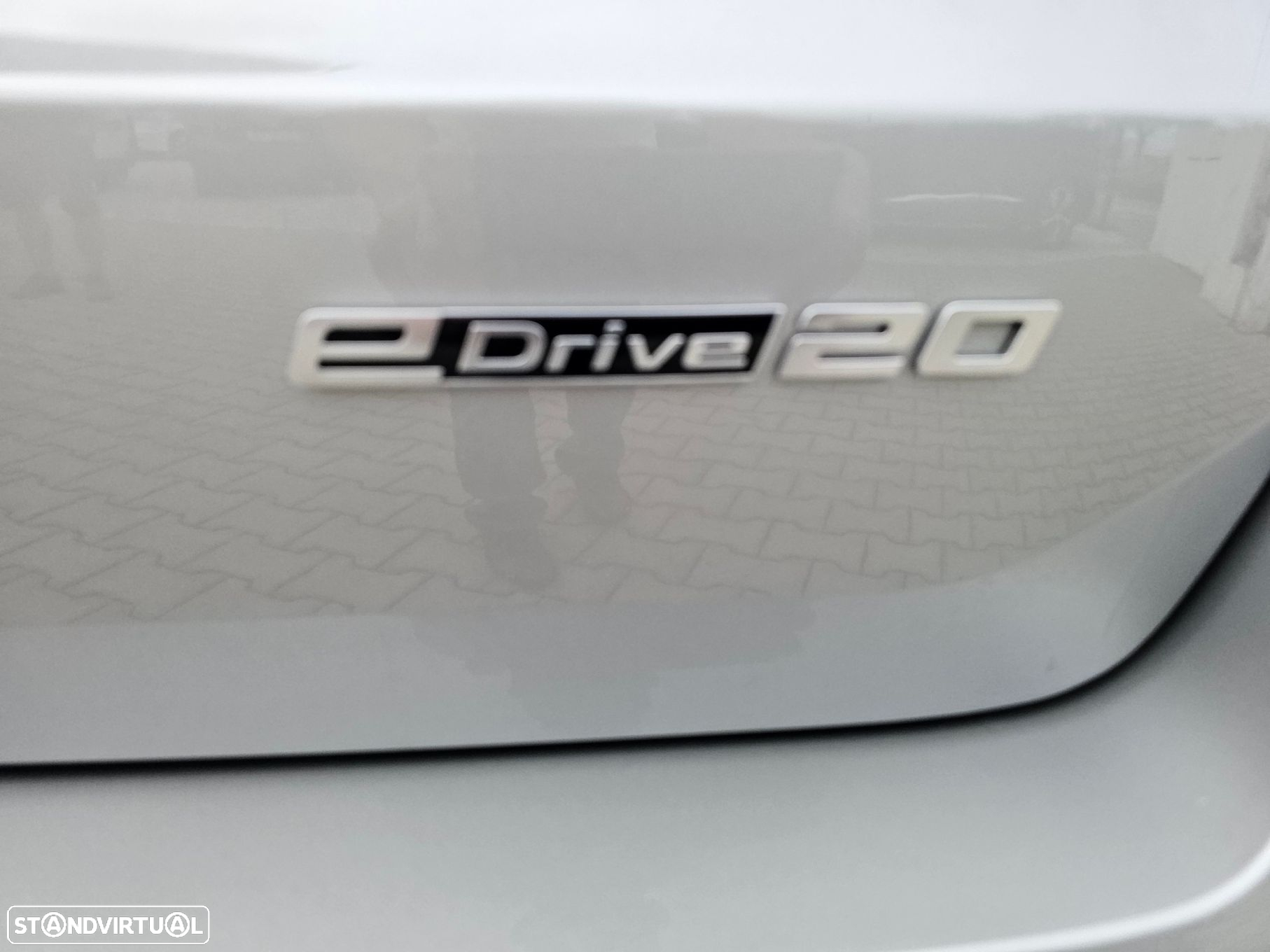 BMW iX1 eDrive20 - 35