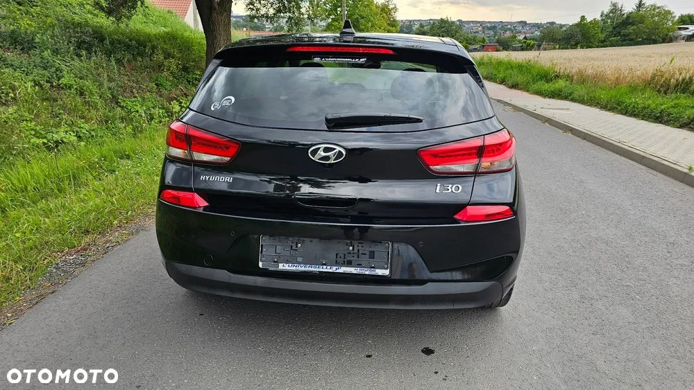Hyundai i30 1.4 T-GDI Premiere Luxury DCT - 11