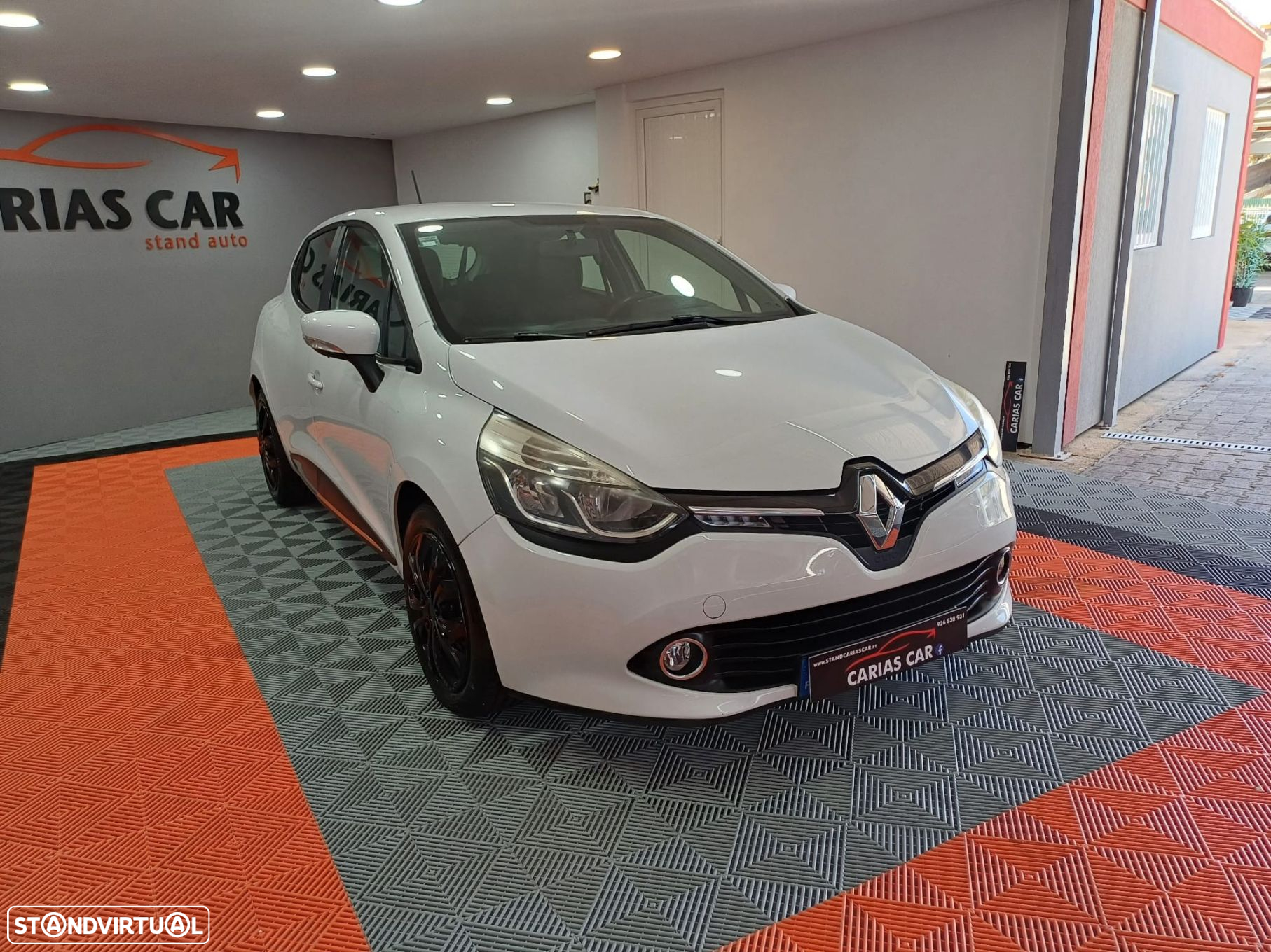 Renault Clio 1.5 dCi Dynamique S - 2