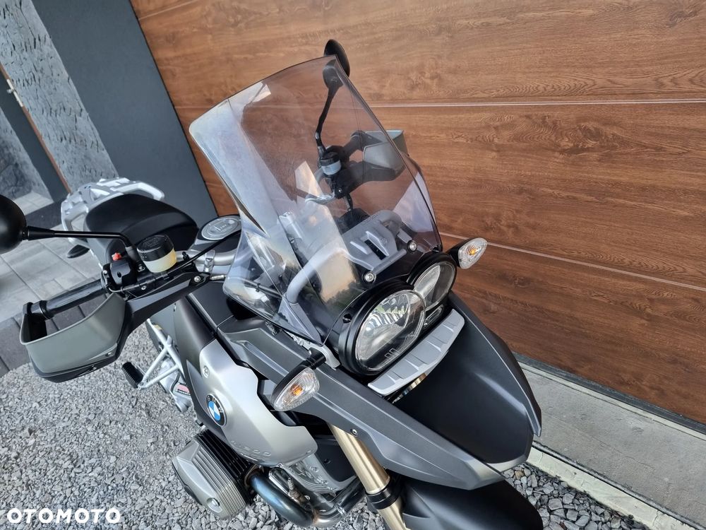 BMW R - 16