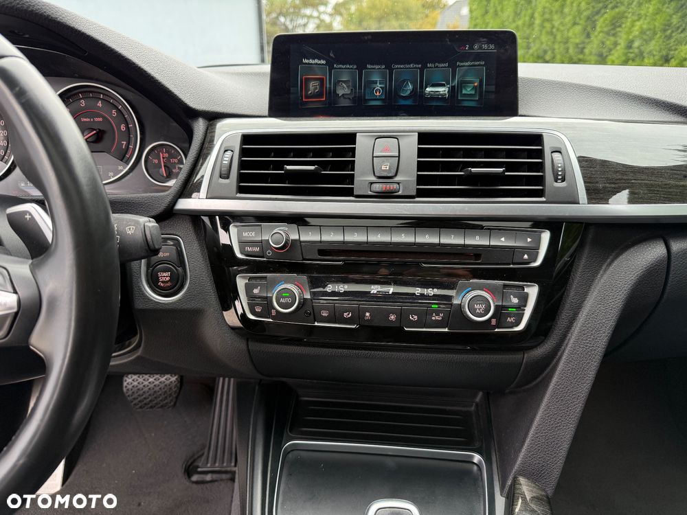 BMW Seria 3 330i Edition M Sport Shadow - 15