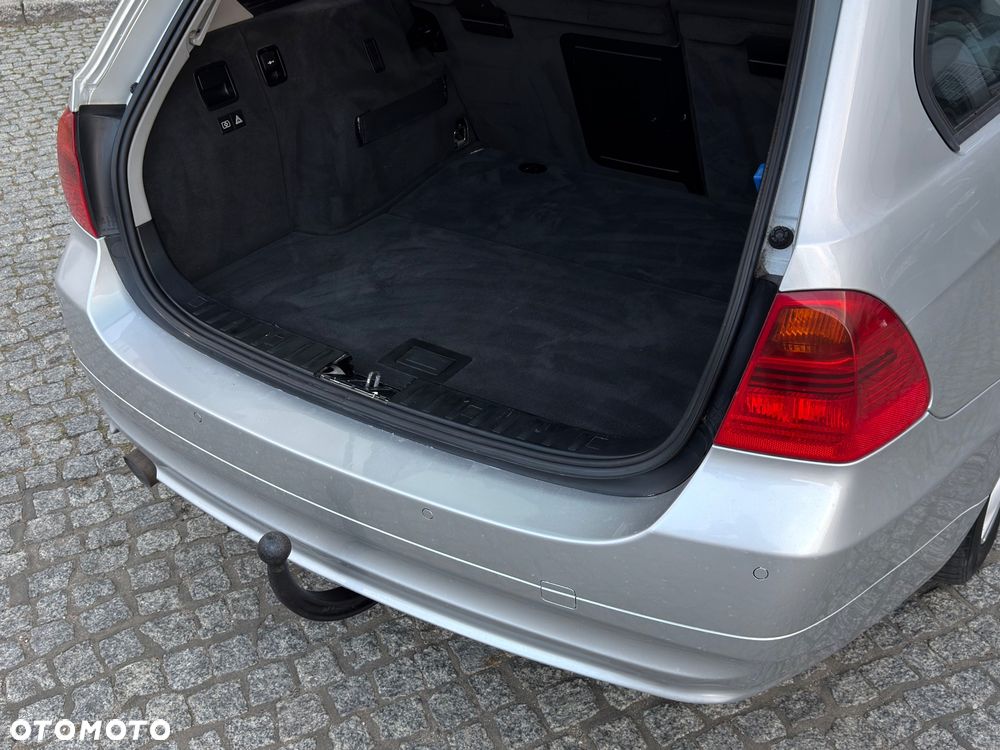 BMW Seria 3 - 12