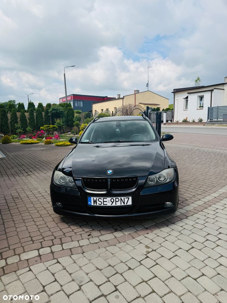 BMW Seria 3 320d DPF - 1