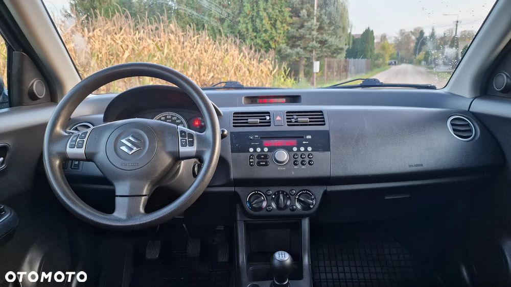 Suzuki Swift - 11