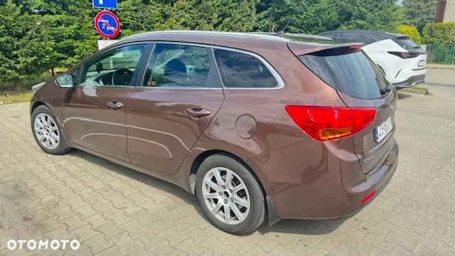Kia Ceed Cee'd 1.6 CRDi L - 2
