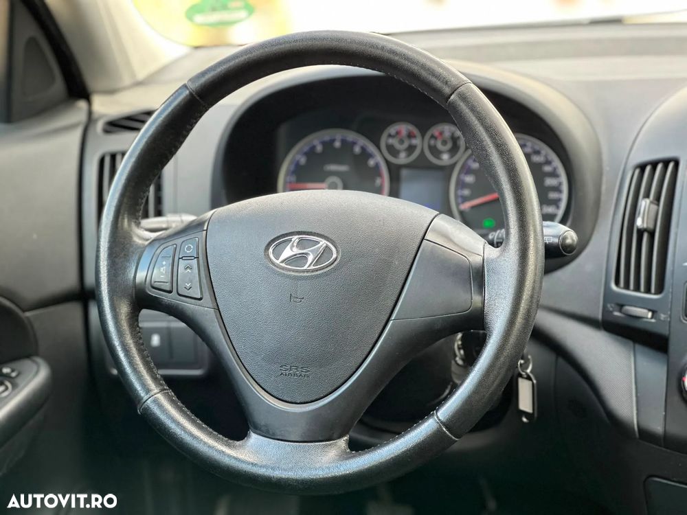 Hyundai i30 1.4 Edition 20 - 9