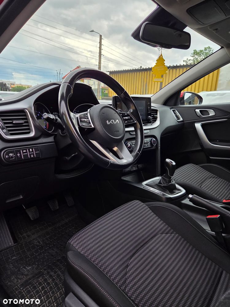 Kia Ceed 1.5 T-GDI M - 15