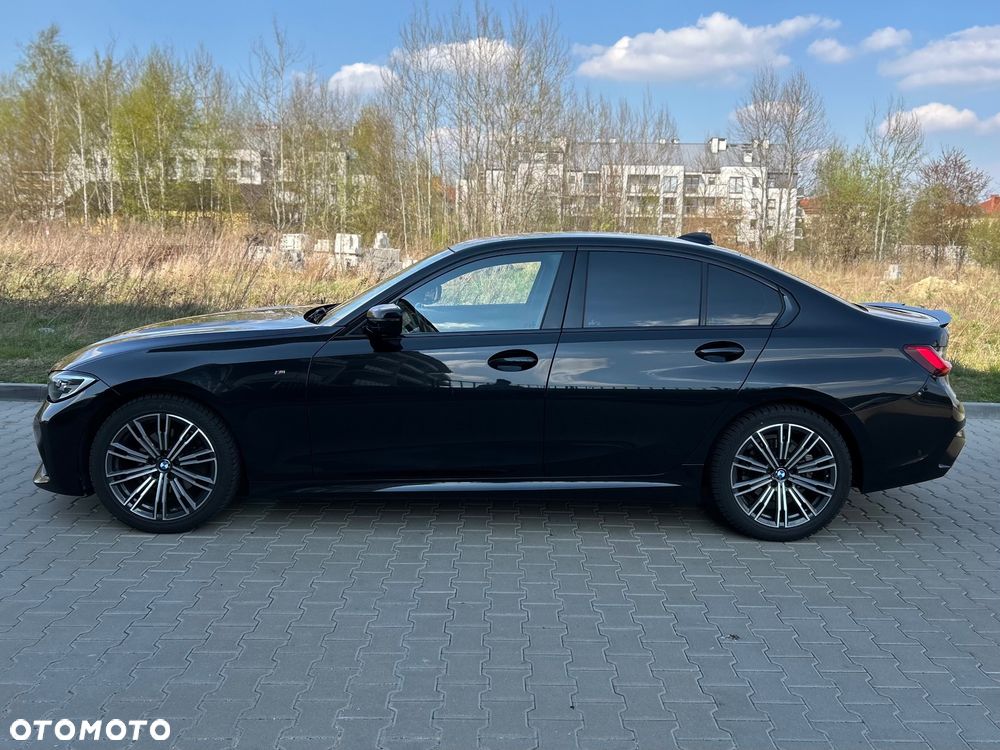 BMW Seria 3 320d xDrive M Sport Shadow - 14