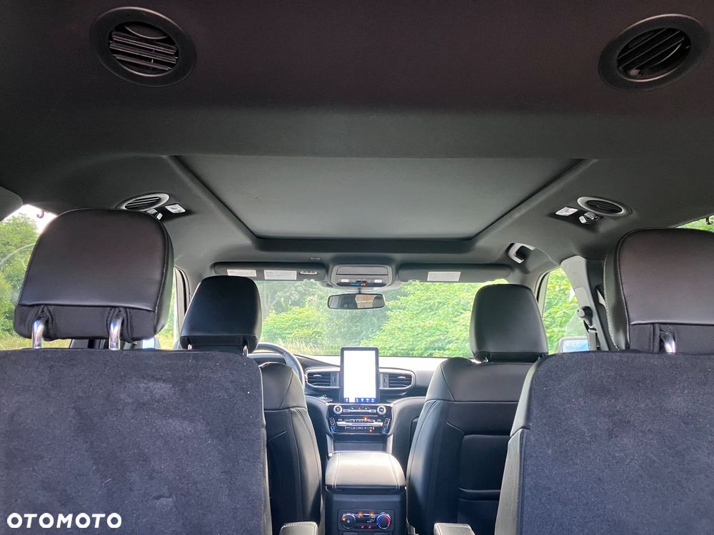 Ford Explorer - 12