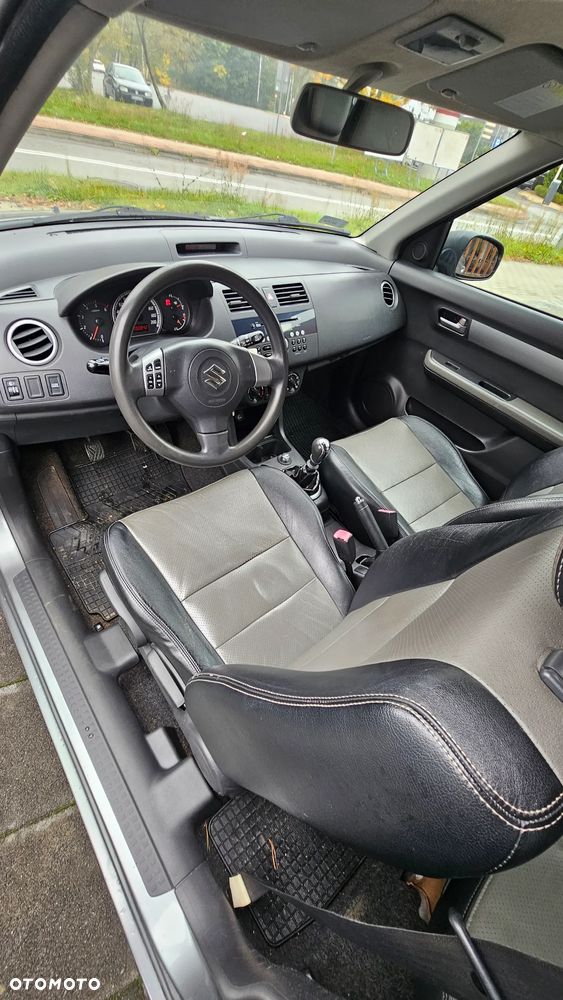 Suzuki Swift 1.3 DDiS 16v GL Airco - 4