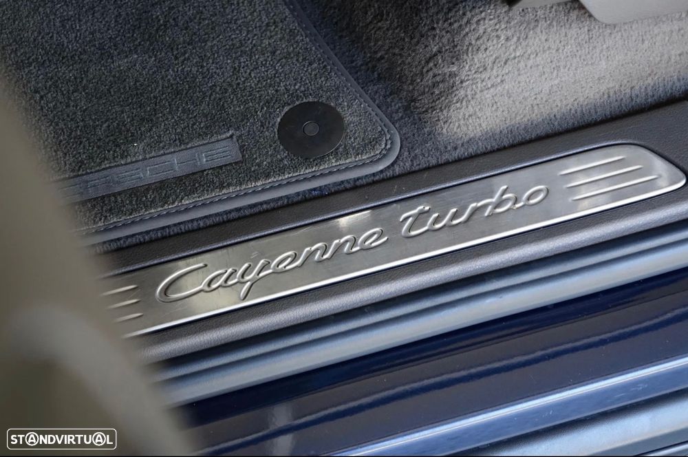 Porsche Cayenne Turbo - 7