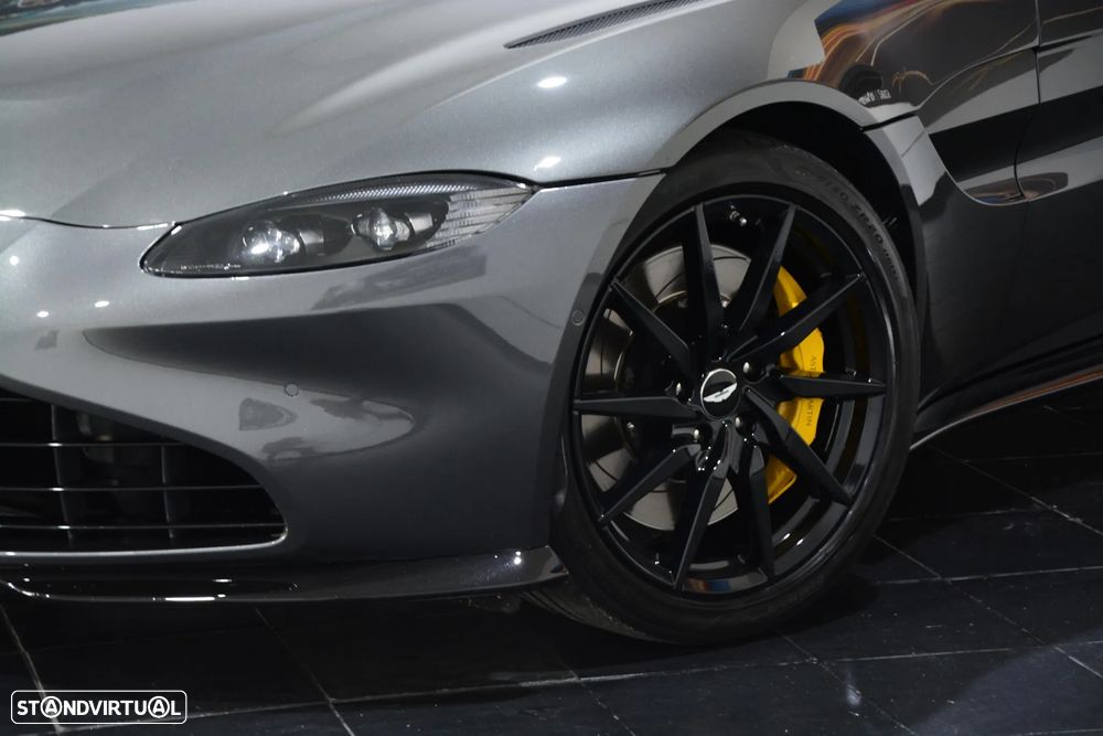 Aston Martin Vantage Roadster V8 - 25