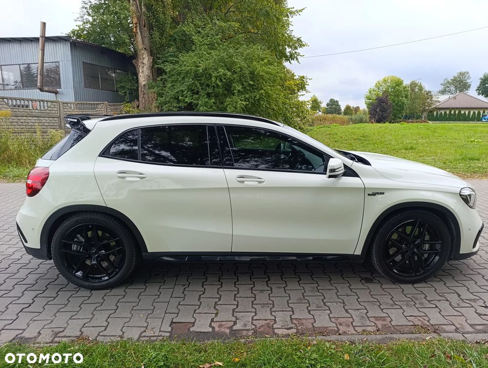Mercedes-Benz GLA AMG 45 4-Matic - 6