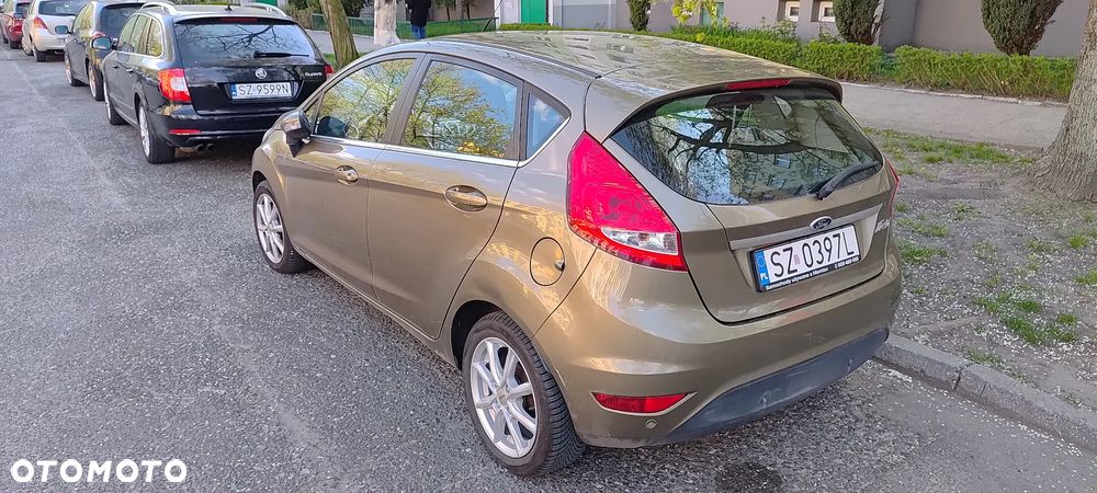 Ford Fiesta - 5