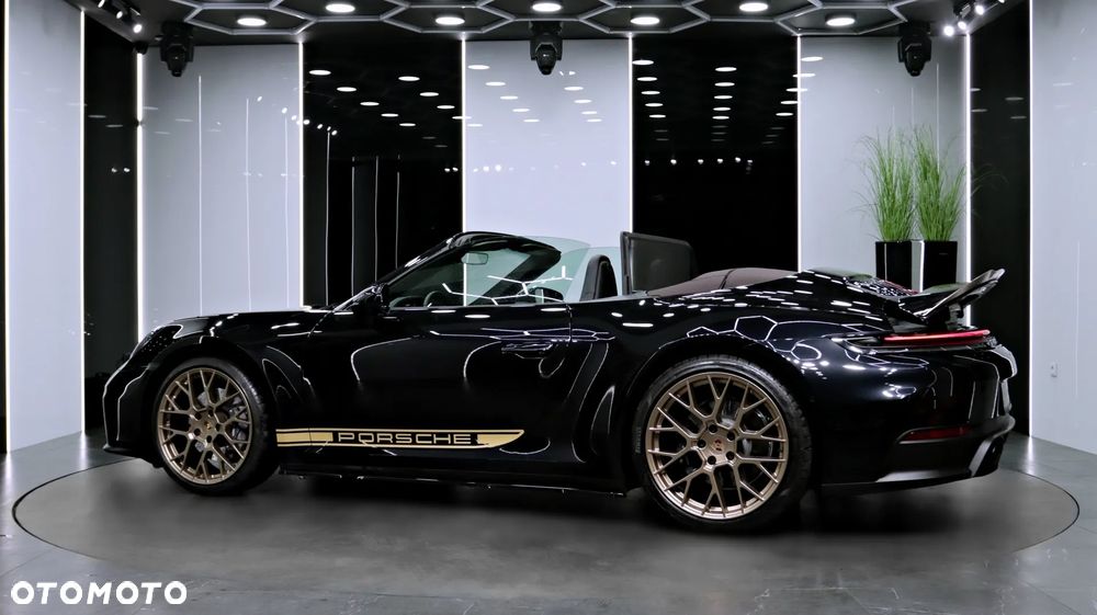 Porsche 911 Carrera - 5