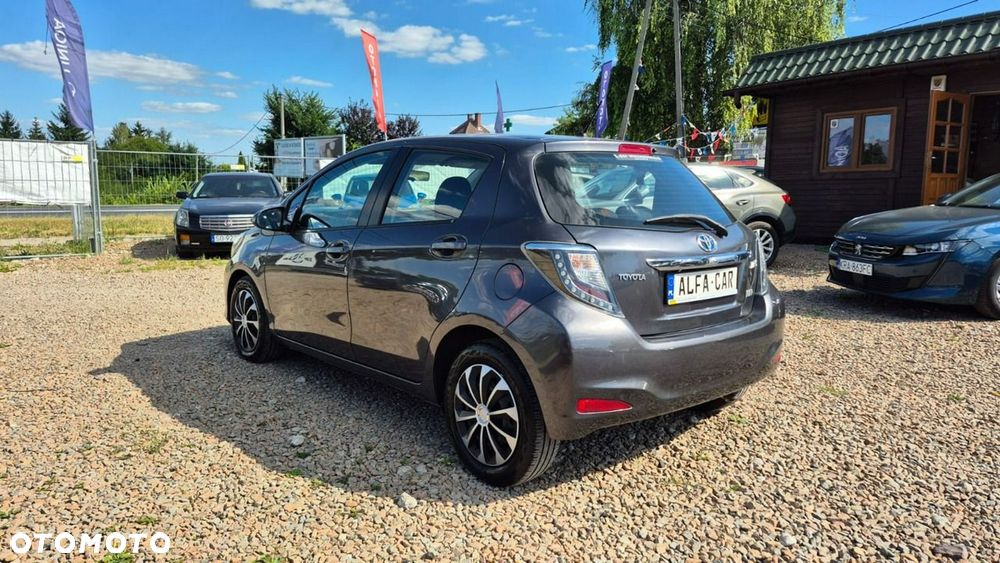 Toyota Yaris - 3