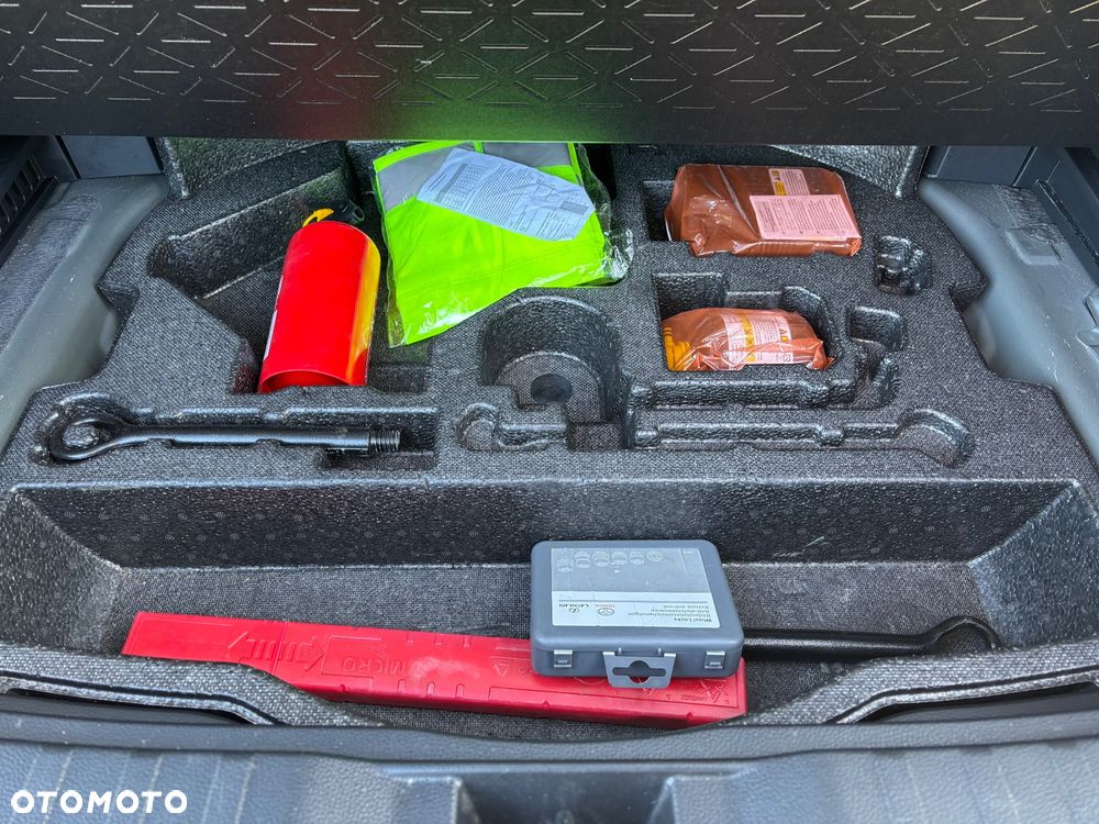 Toyota RAV4 - 18