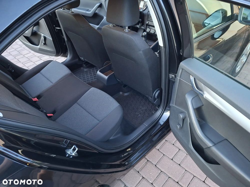 Skoda Octavia 1.6 TDI Active - 9