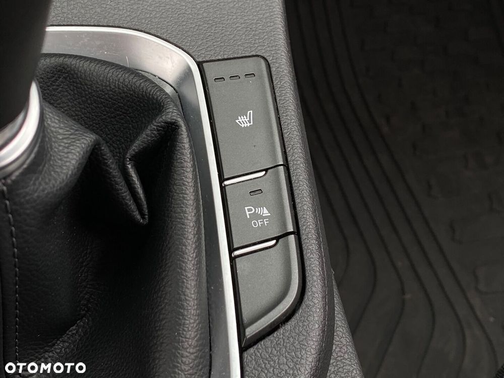 Hyundai i30 1.0 T-GDI Smart - 25