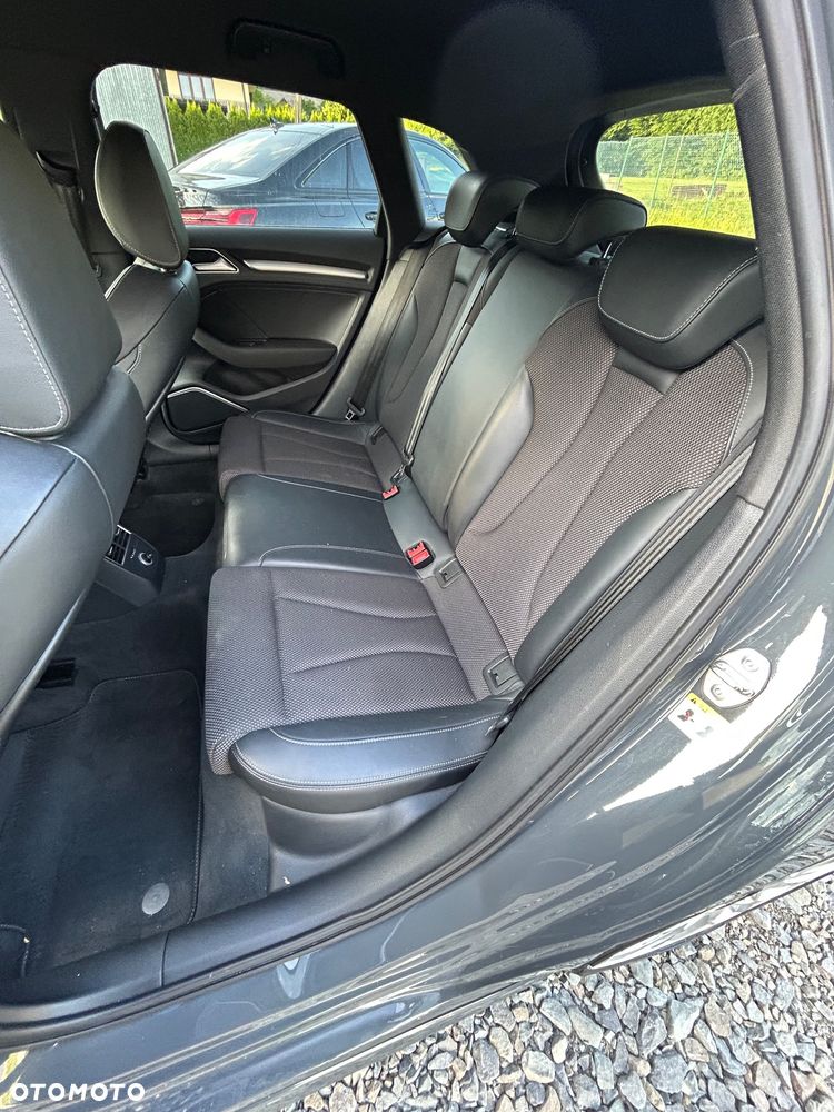 Audi A3 Sportback 2.0 TDI (clean diesel) quattro S tronic S line Sportpaket - 16
