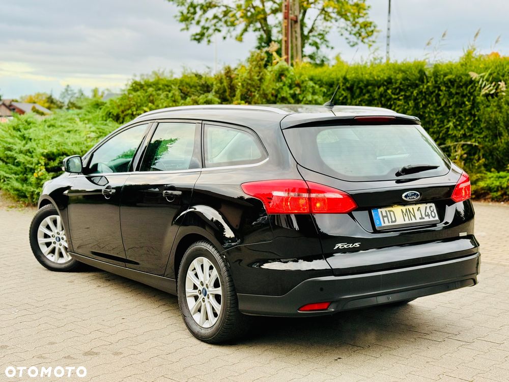Ford Focus 1.0 EcoBoost Start-Stopp-System TITANIUM DESIGN - 21