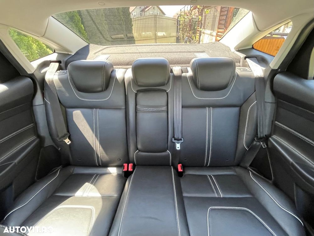 Ford Focus - 13
