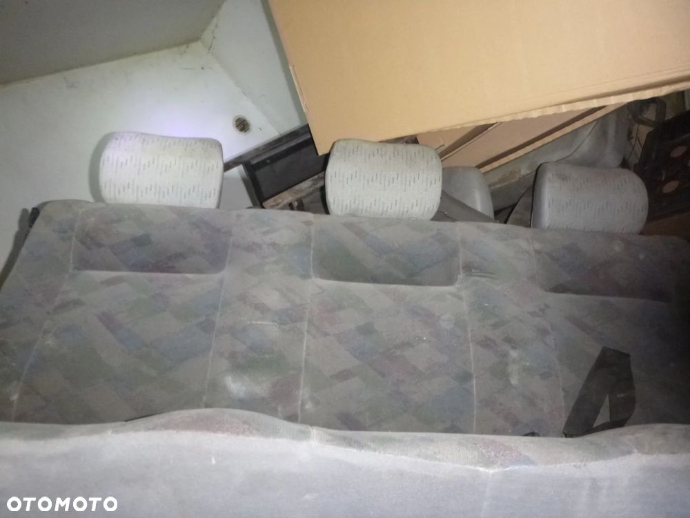 KANAPA TRZECI RZĄD VW T4 CARAVELLE - 3