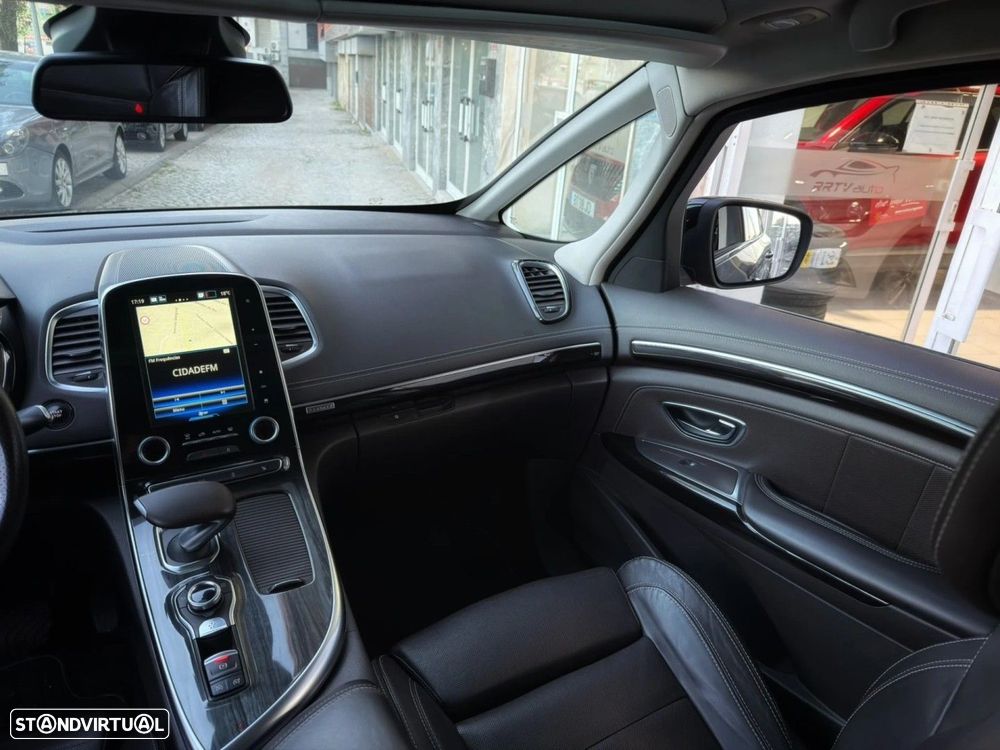 Renault Espace 1.6 dCi Initiale Paris EDC - 16