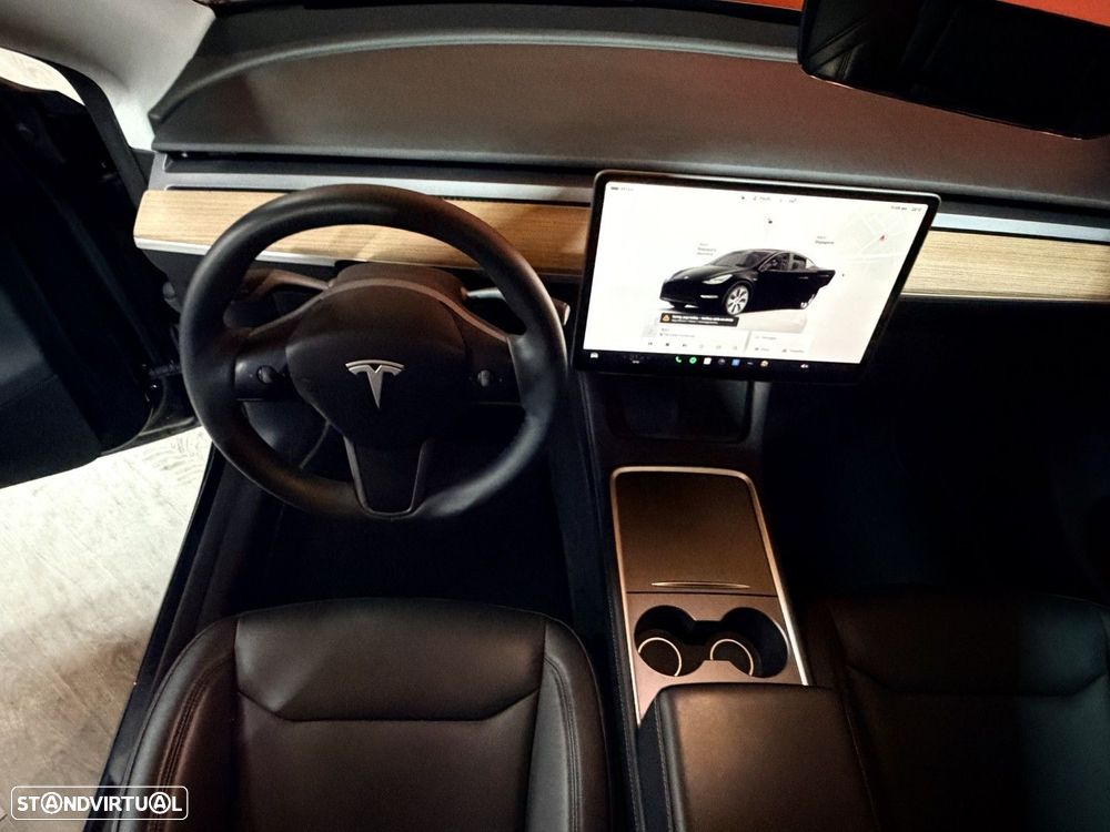 Tesla Model Y Long Range Dual Motor AWD - 7