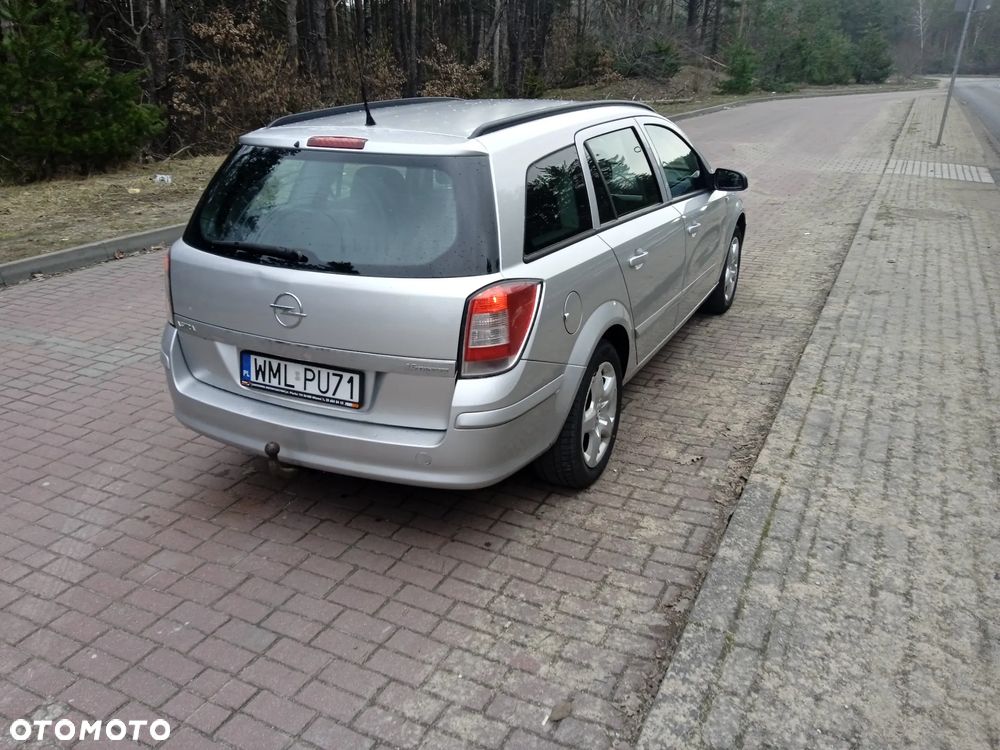 Opel Astra - 4