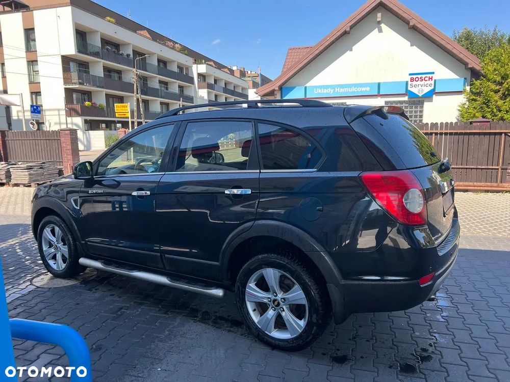 Chevrolet Captiva 2.0 d High - 16