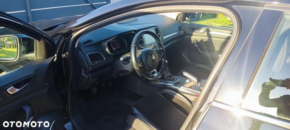 Renault Megane 1.5 dCi Limited 2018 - 17