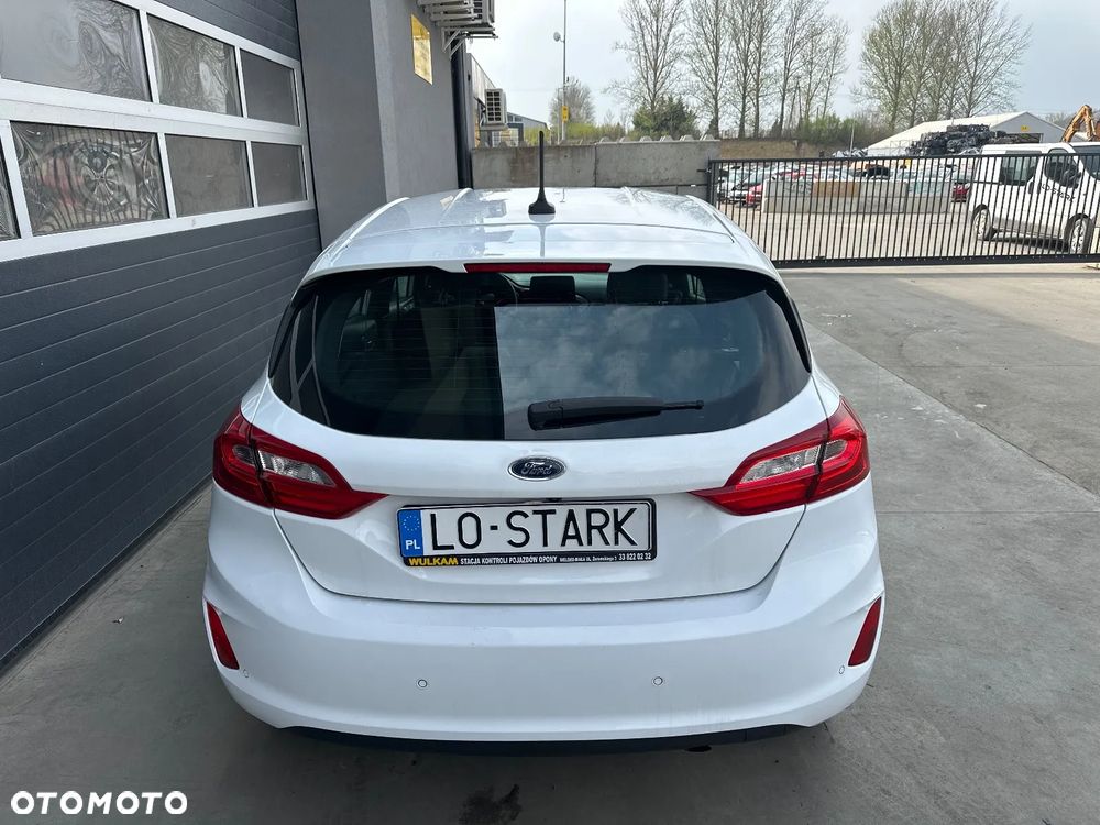 Ford Fiesta 1.5 TDCi S&S TITANIUM - 4