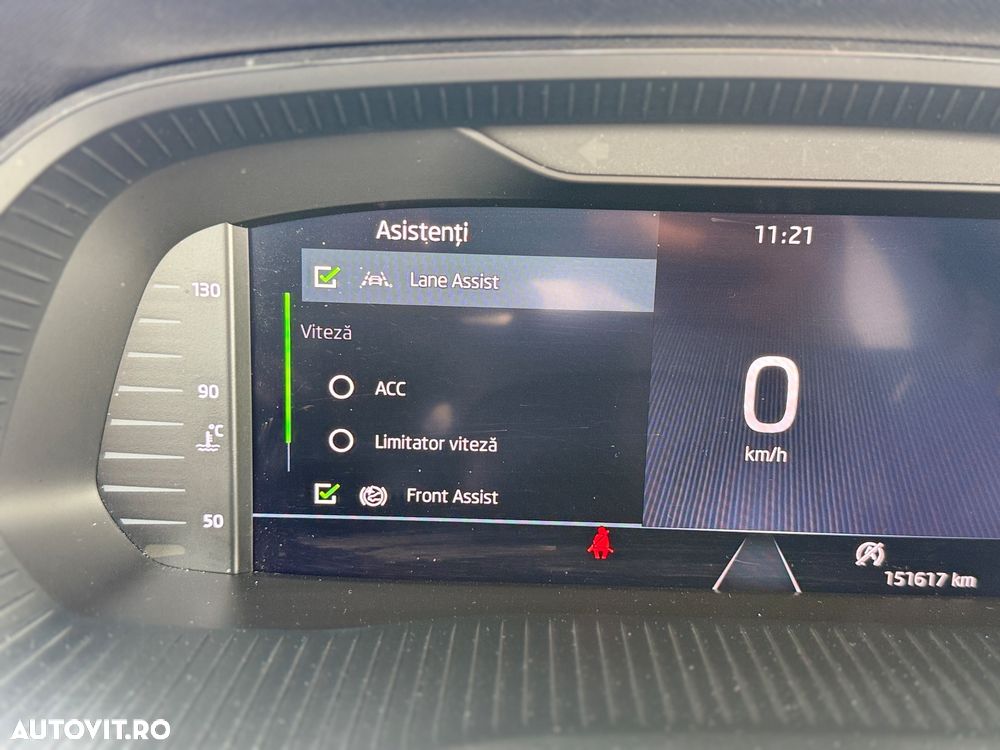 Skoda Octavia 2.0 TDI DSG Tour - 17