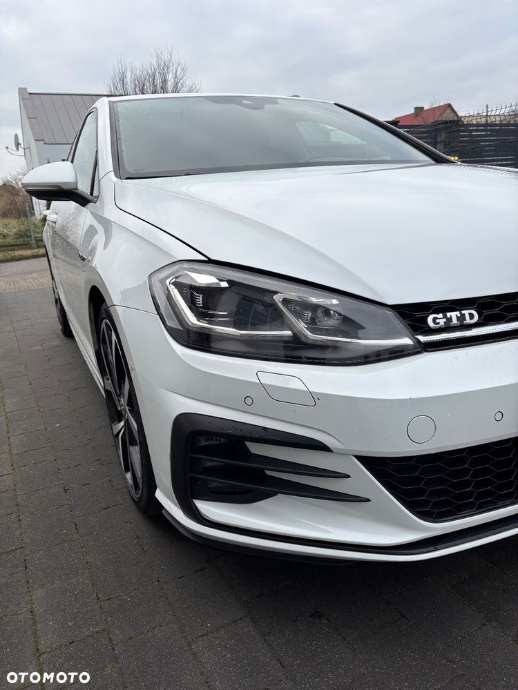 Volkswagen Golf 2.0 TDI BMT GTD - 4