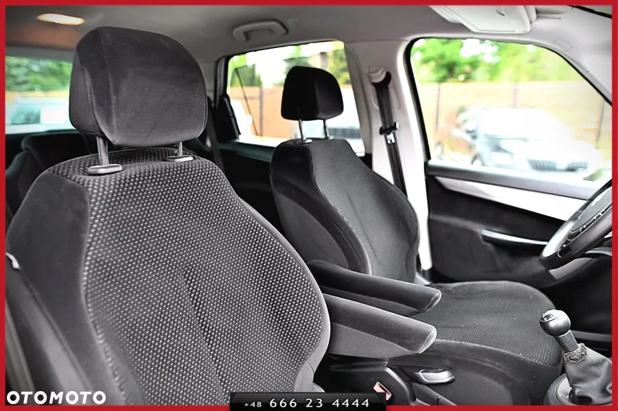 Citroën C4 Grand Picasso 1.8 16V Style - 22
