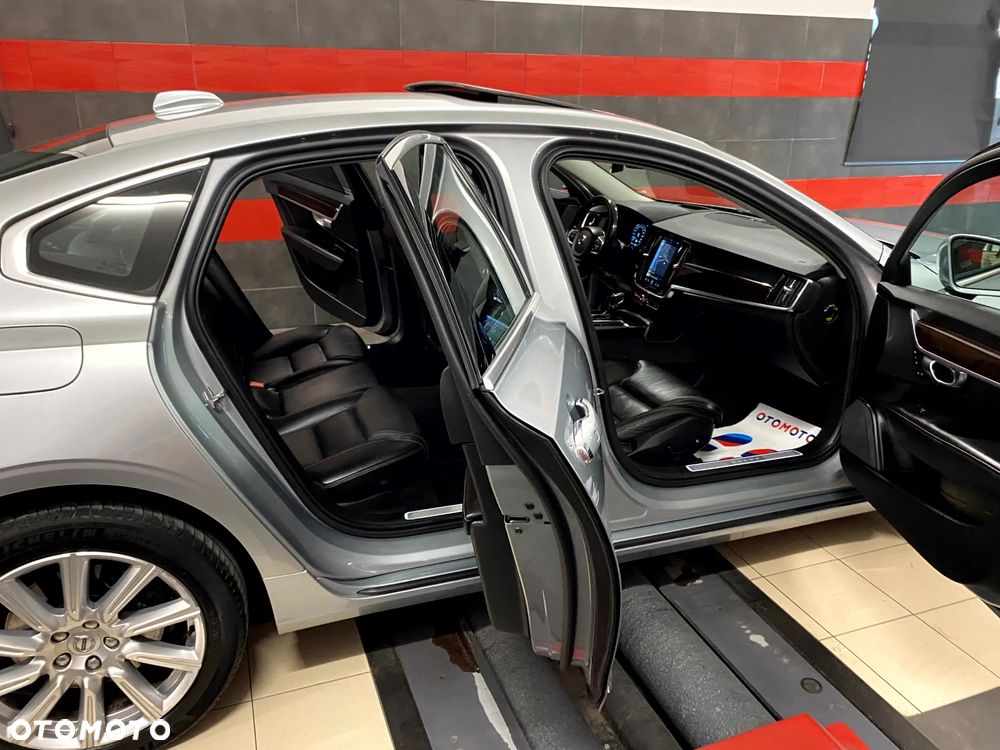Volvo S90 D5 SCR AWD Inscription - 23