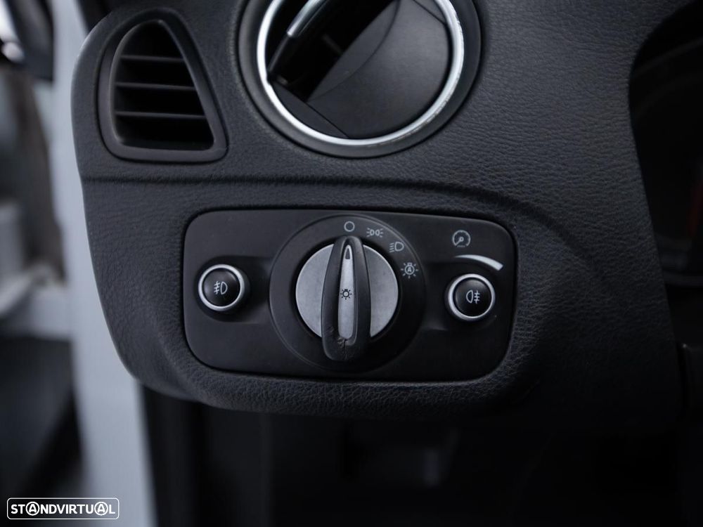 Ford S-Max - 13