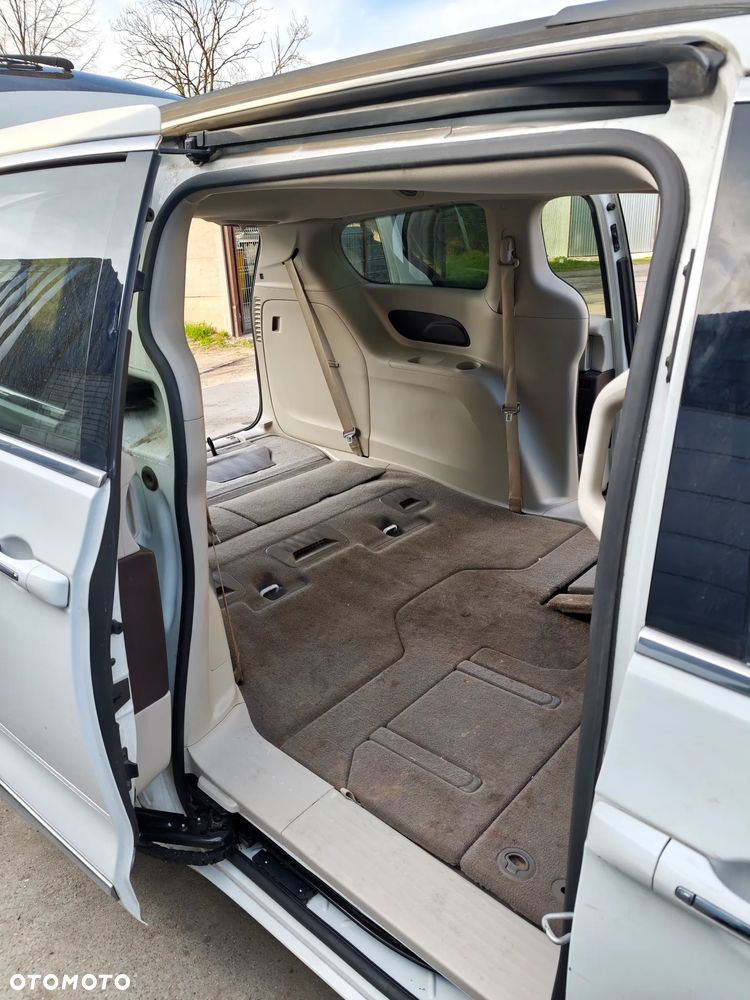 Chrysler Pacifica - 9